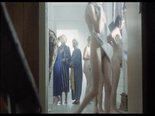 woman shower scene - carmen babyface (1995)