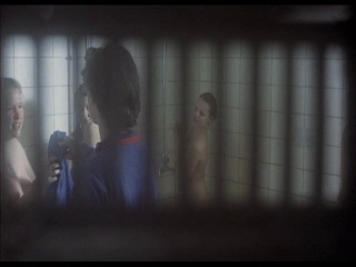 woman shower scene - carmen babyface (1995)